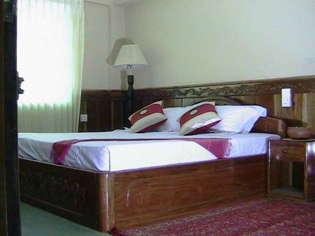 Spring Park Hotel Battambang Exterior foto