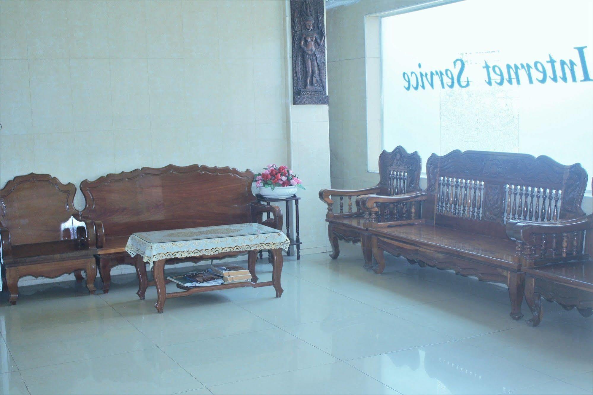 Spring Park Hotel Battambang Exterior foto