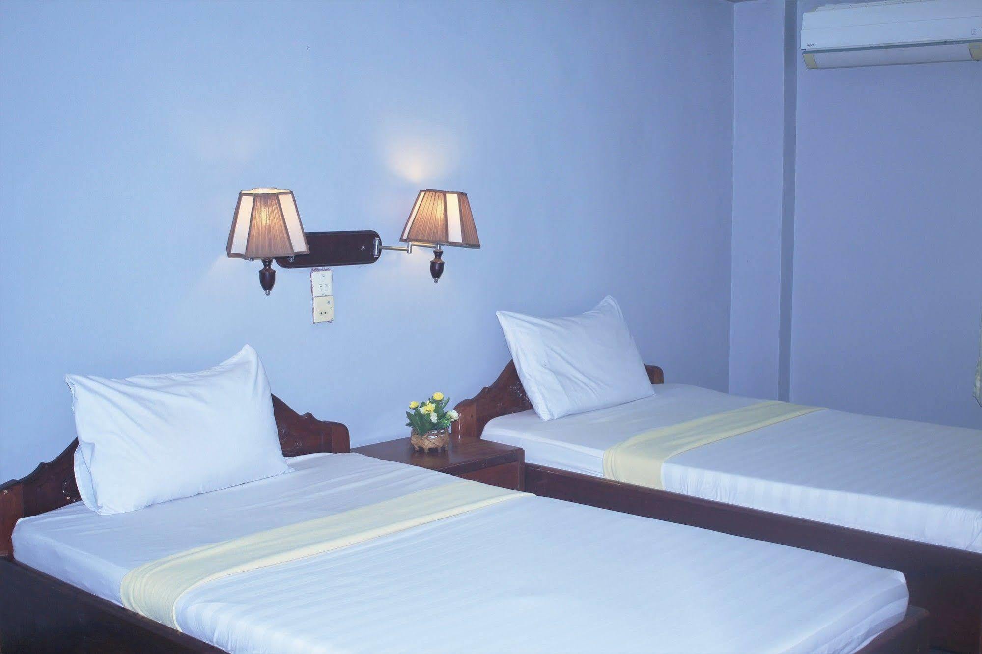 Spring Park Hotel Battambang Exterior foto