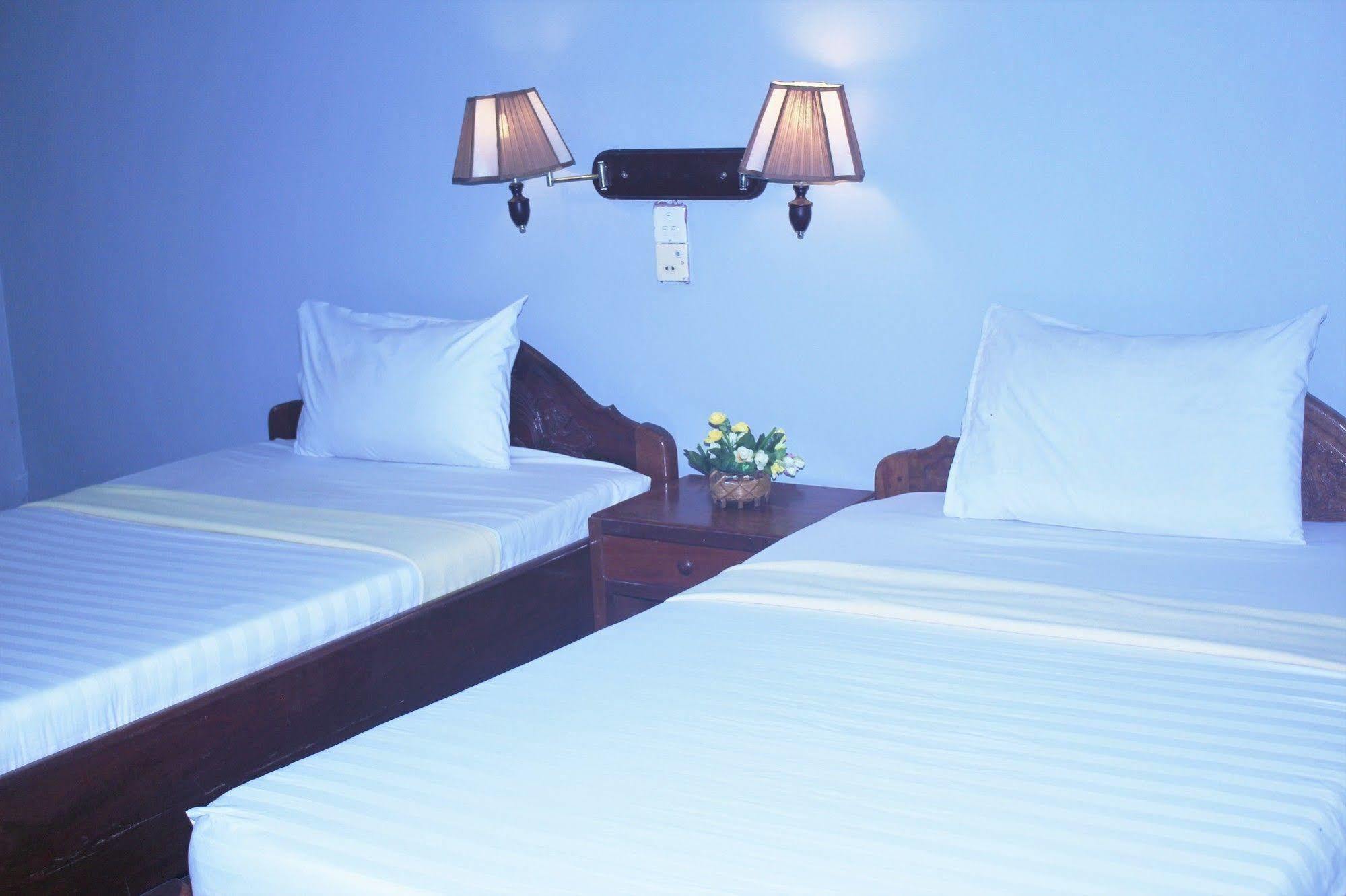 Spring Park Hotel Battambang Exterior foto