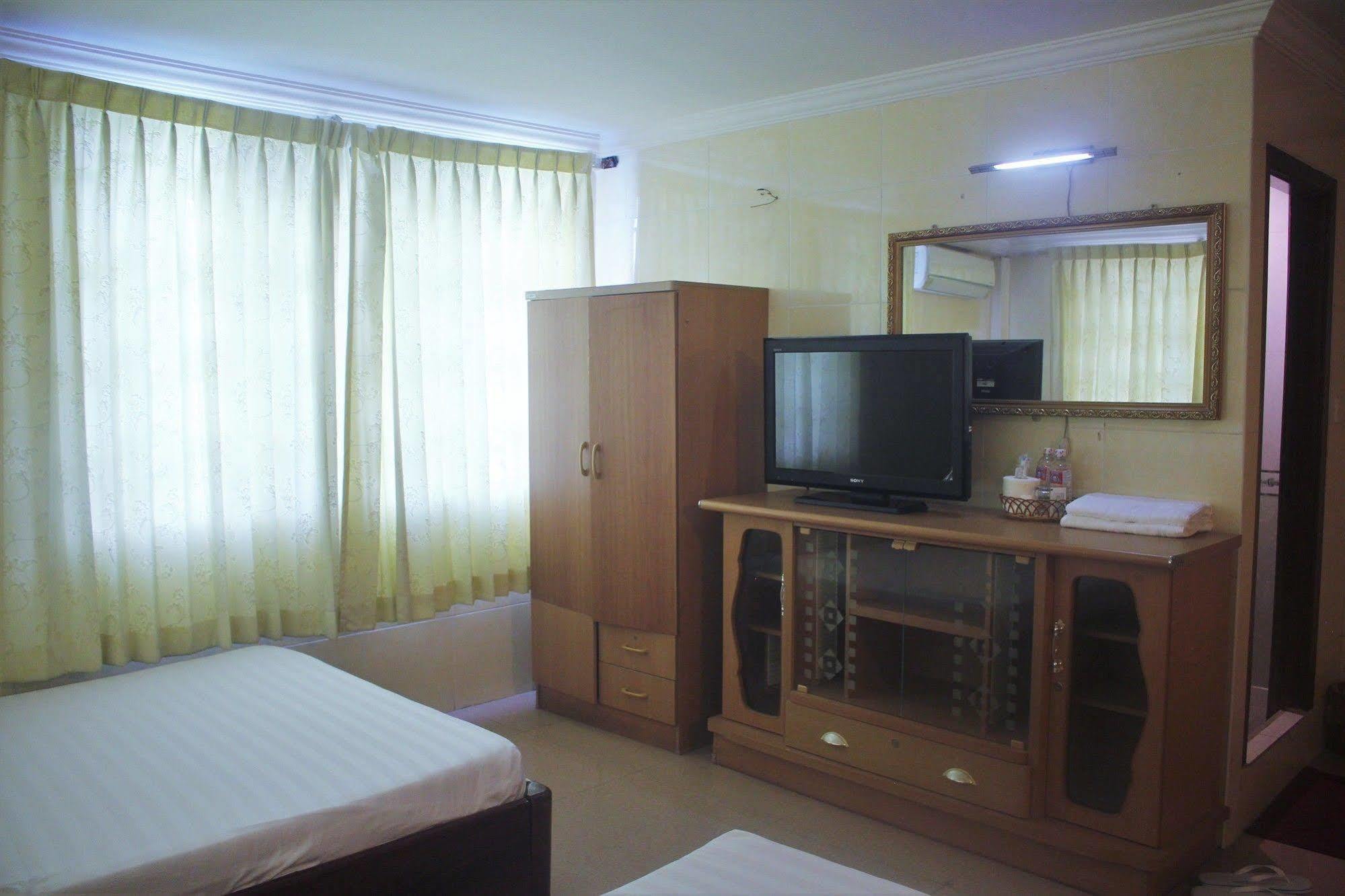 Spring Park Hotel Battambang Exterior foto
