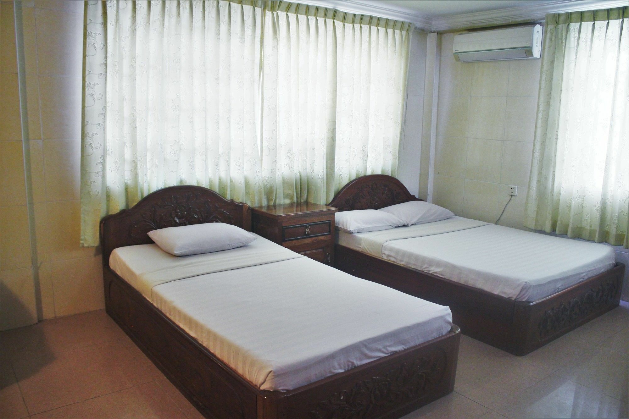 Spring Park Hotel Battambang Exterior foto